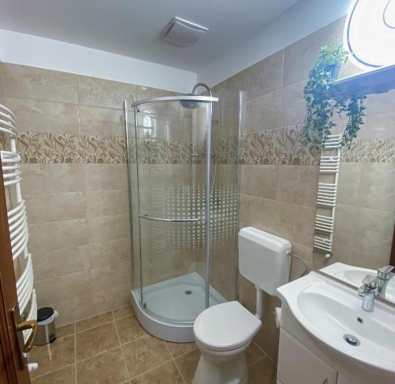 Апартаменты 1 Спальня, Kevevára Vendégház