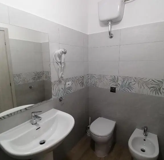 Standard-studio Parveke, Classs Affittacamere