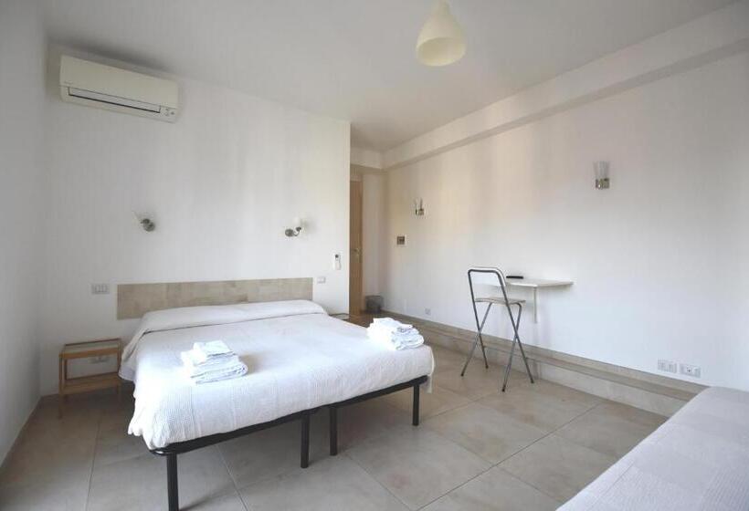 اتاق استاندارد با بالکن, Guesthouse Vassallo Uno