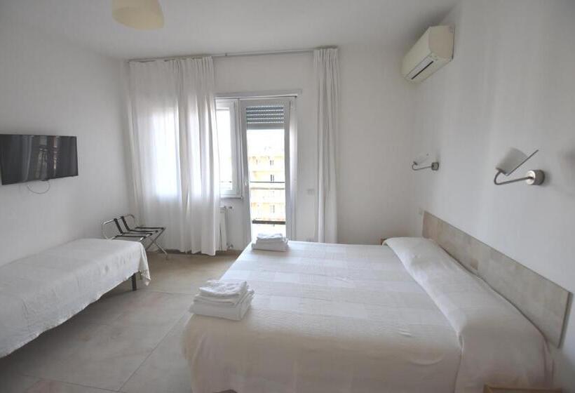 اتاق استاندارد با بالکن, Guesthouse Vassallo Uno