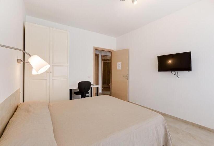 Standard room with outdoor bath, Guesthouse Vassallo Uno