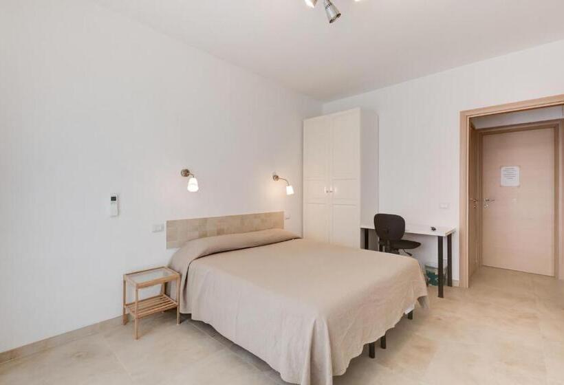 Standard room with outdoor bath, Guesthouse Vassallo Uno