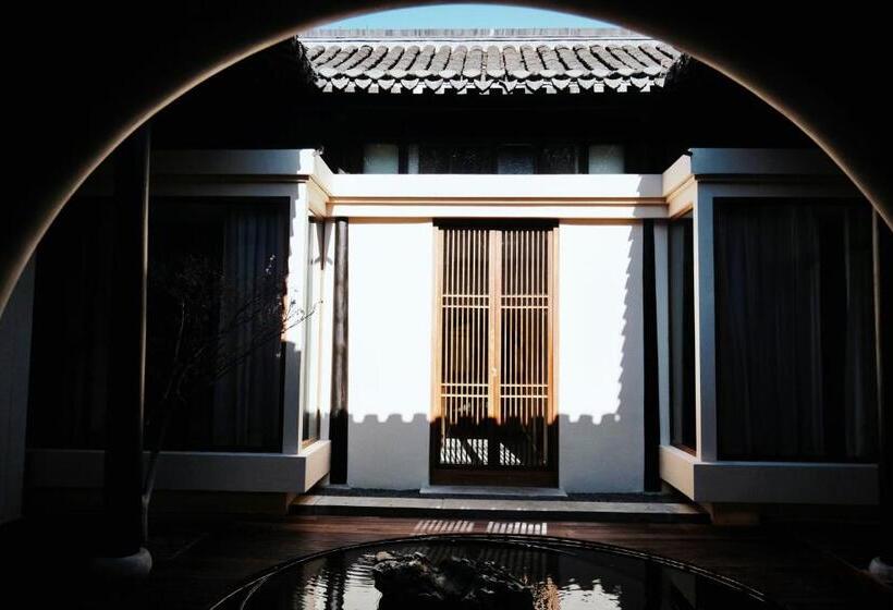 家庭间, Glaze Garden