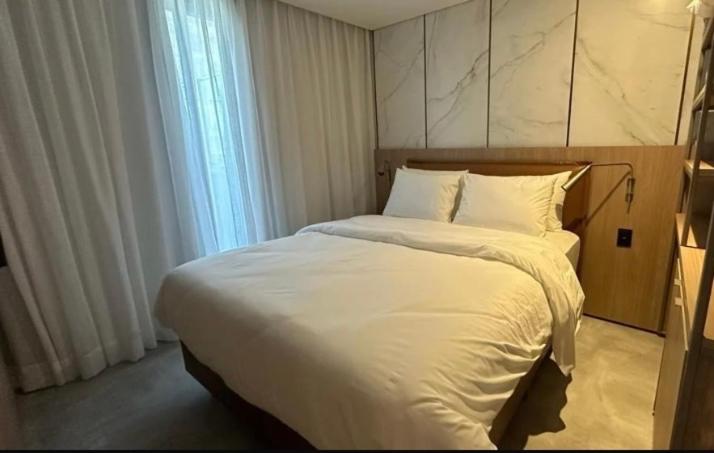 バルコニー付きスタンダードルーム, Apartamento Duplo Luxo Com Jacuzi 6 Lugares