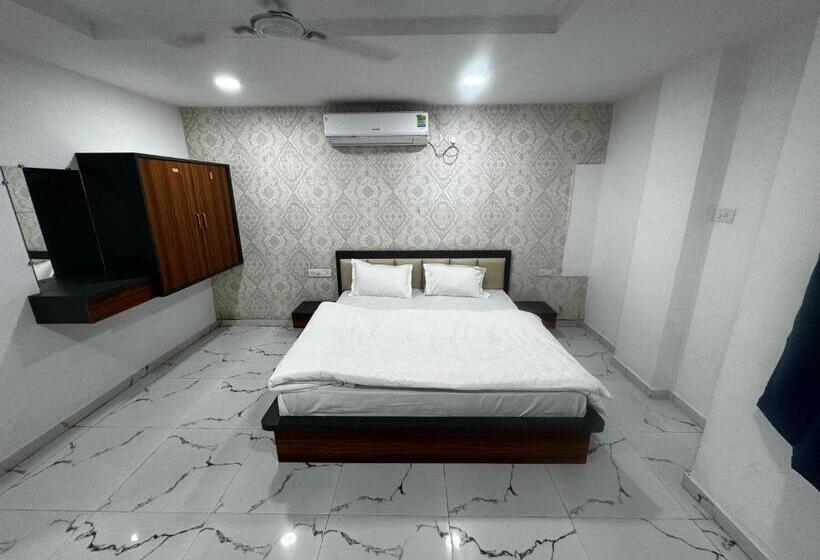 Номер Deluxe, Garden Plaza