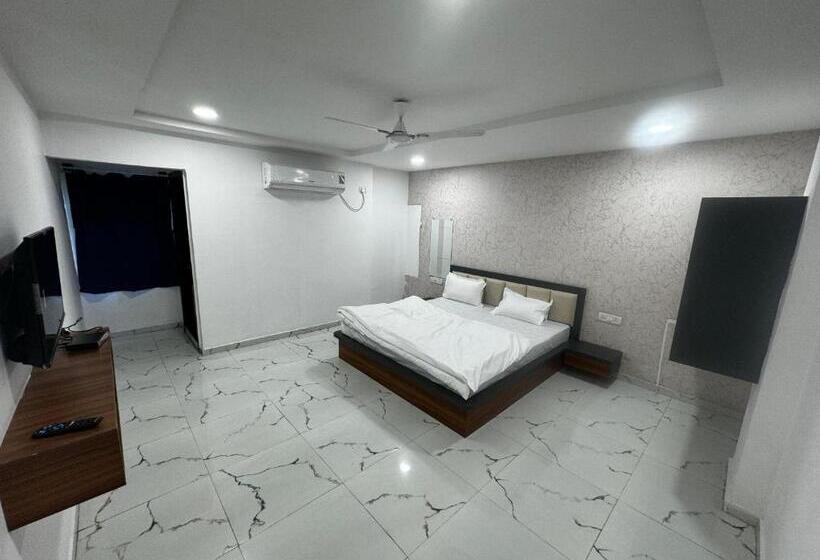 חדר דלוקס, Garden Plaza