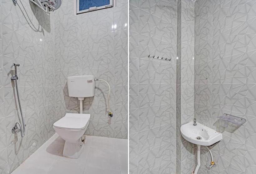 חדר קלאסי לשלושה, Super Hotel O Rr Palace Kursi Road