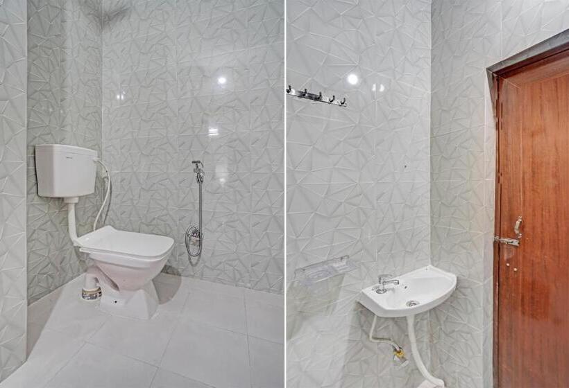 חדר קלאסי לשלושה, Super Hotel O Rr Palace Kursi Road