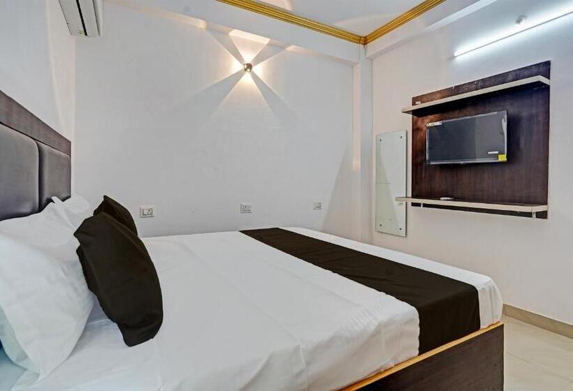 חדר קלאסי לשלושה, Super Hotel O Rr Palace Kursi Road