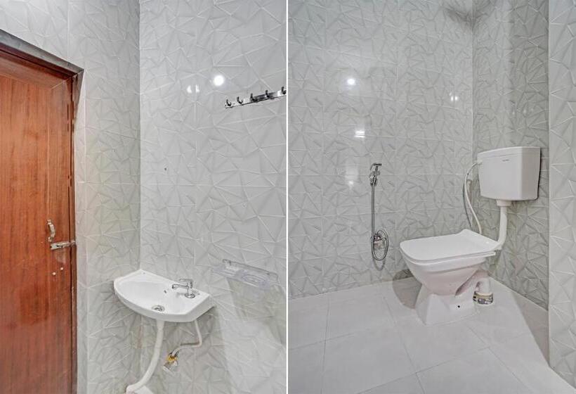 חדר דלוקס לשלושה, Super Hotel O Rr Palace Kursi Road