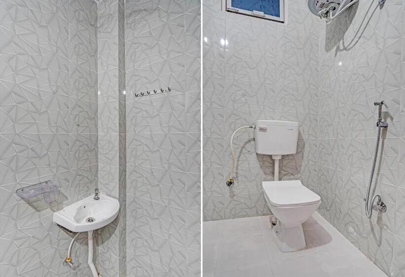 חדר דלוקס לשלושה, Super Hotel O Rr Palace Kursi Road