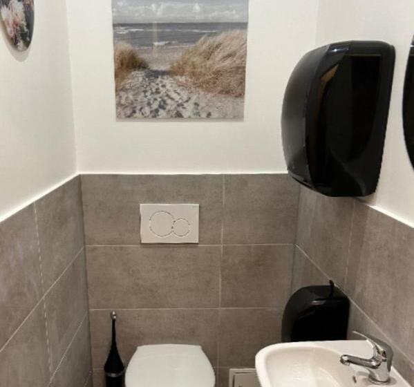 جناح, Me And Spa