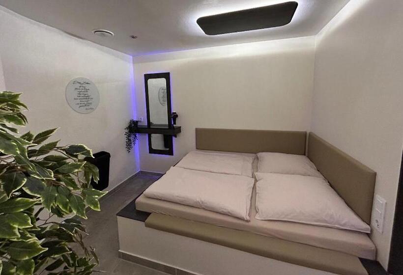 جناح, Me And Spa