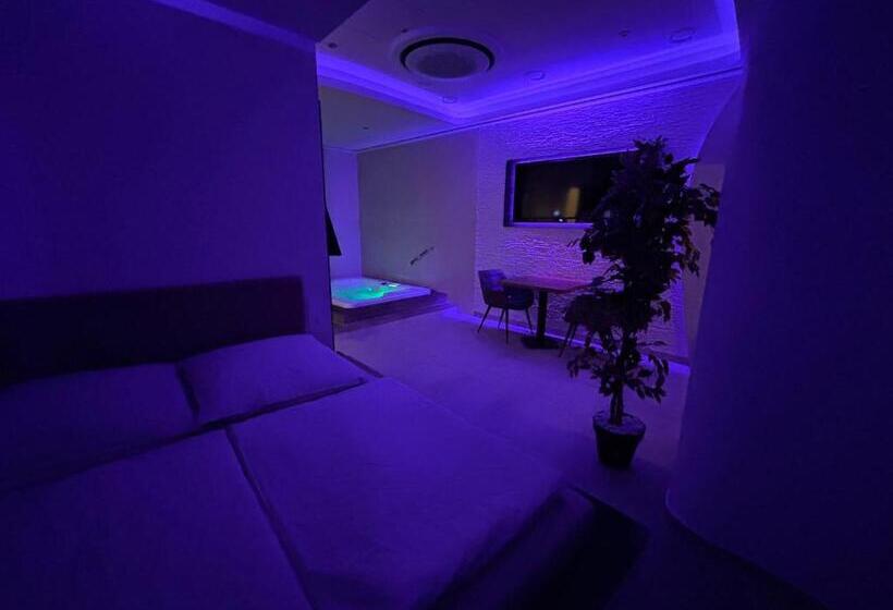 Люкс, Me And Spa