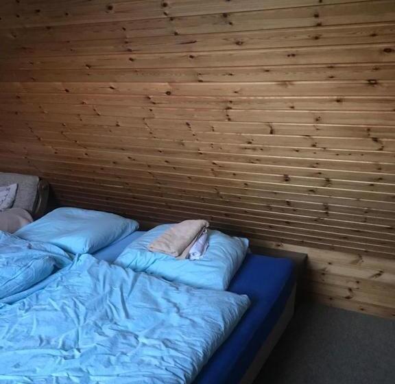 标准三人间共用浴室, Haus Imgard