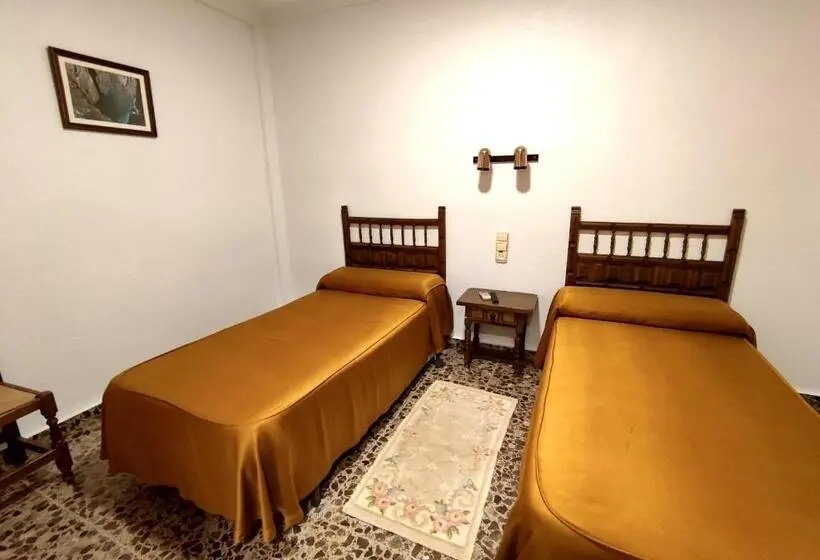 スタンダードルーム, Hostal El Molino