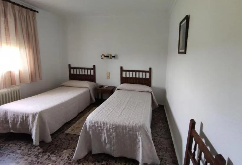 スタンダードルーム, Hostal El Molino