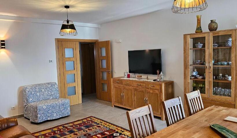 Апартаменты 2 Спальни, Quinta Da Bornacha   Casa A