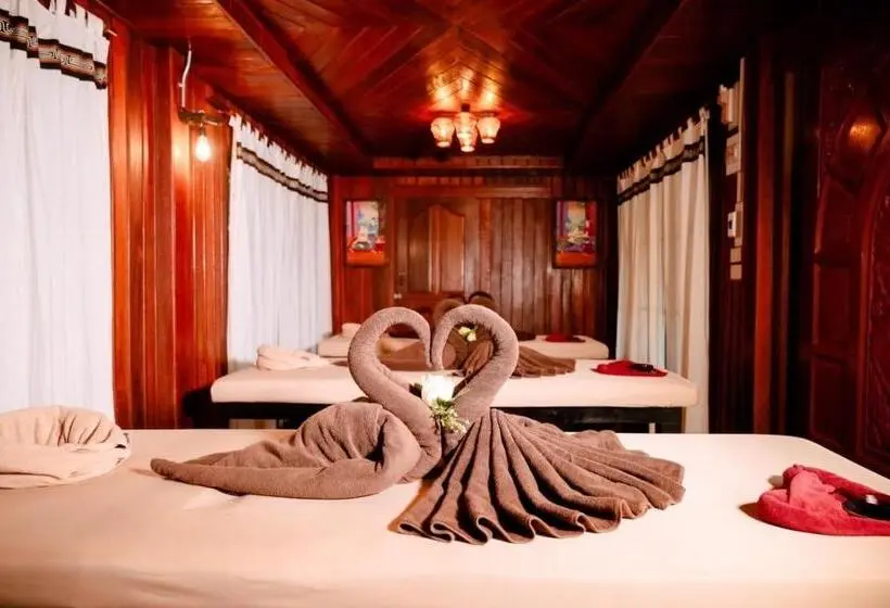 キングサイズベッドのデラックスルーム, Srichaiyapura Wellness Resort