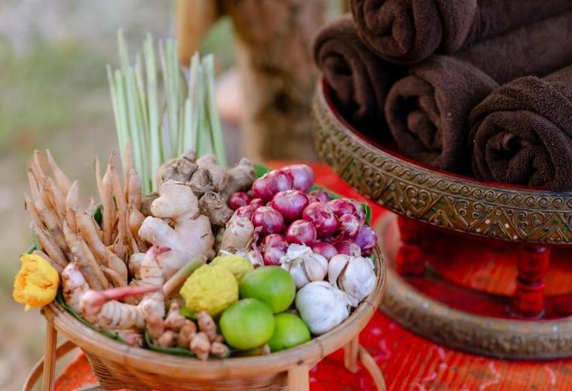 غرفة ديلوكس سرير كينج, Srichaiyapura Wellness Resort