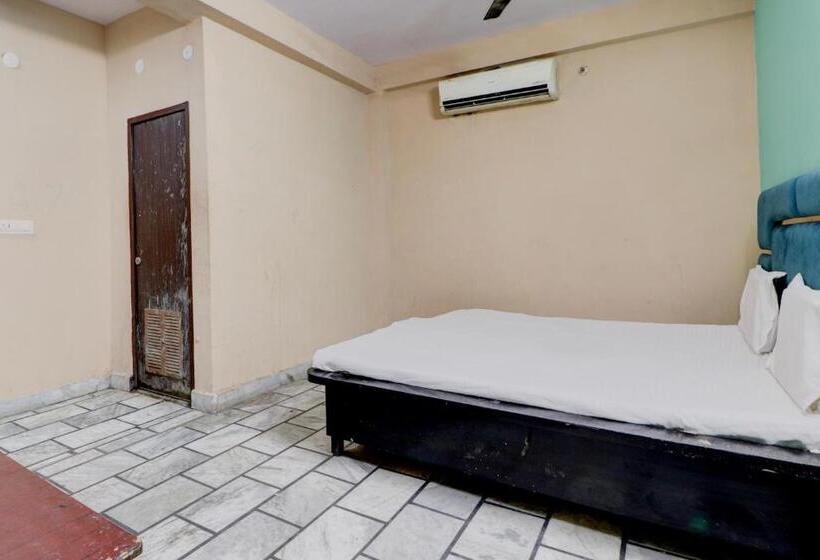 اتاق کلاسیک سه تخته, Oyo 822174 Sansaar