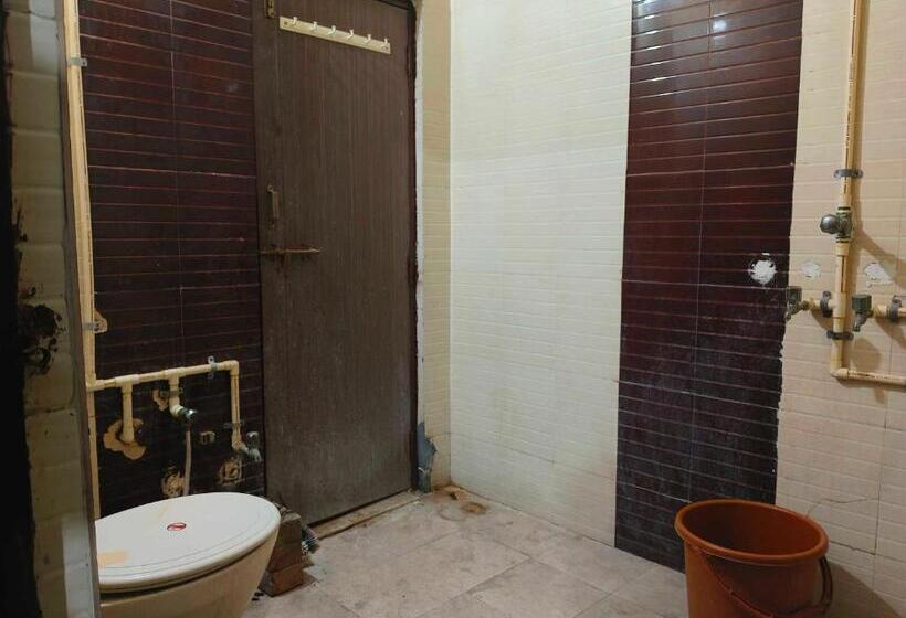 غرفة كلاسيكية ثلاثية, The City View Cafe And Restaurant