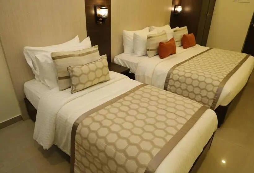 3 Bett Deluxe Zimmer, Sr