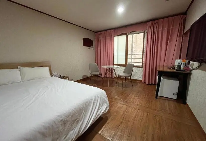 Standard-huone, Oreum Motel