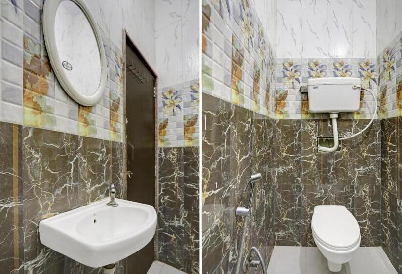 חדר קלאסי לשלושה, Oyo Hotel Girdhar