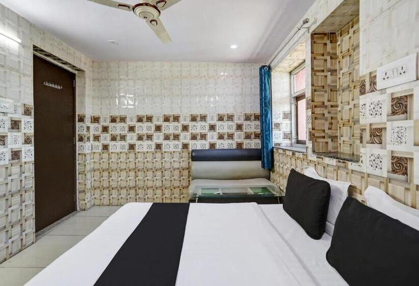 חדר קלאסי לשלושה, Oyo Hotel Girdhar