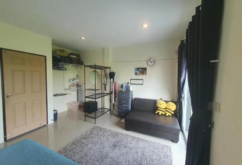 キングサイズベッドのデラックスルーム, Tawatchai House Phuket