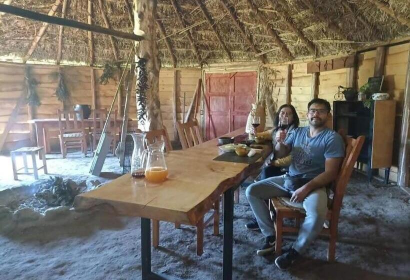 کلبه ییلاقی, Travesía Rukamanque Lodge