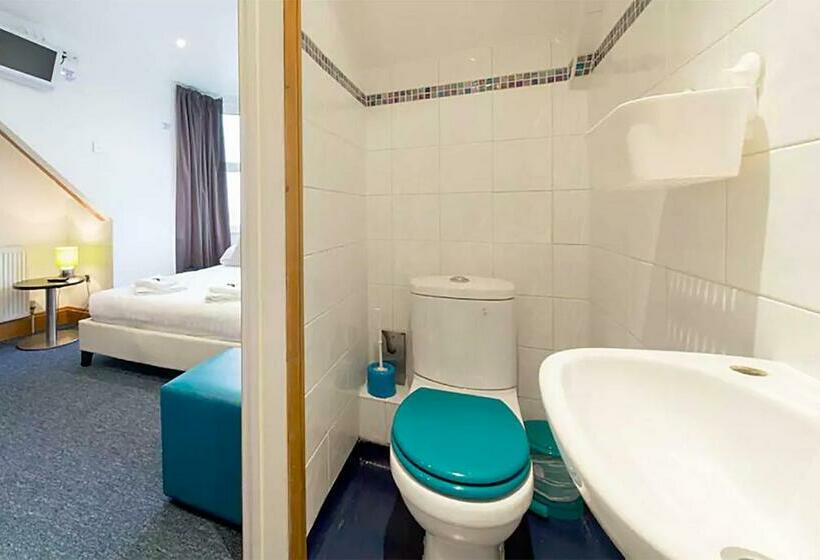 4인용 스탠다드 룸, Town Lodge