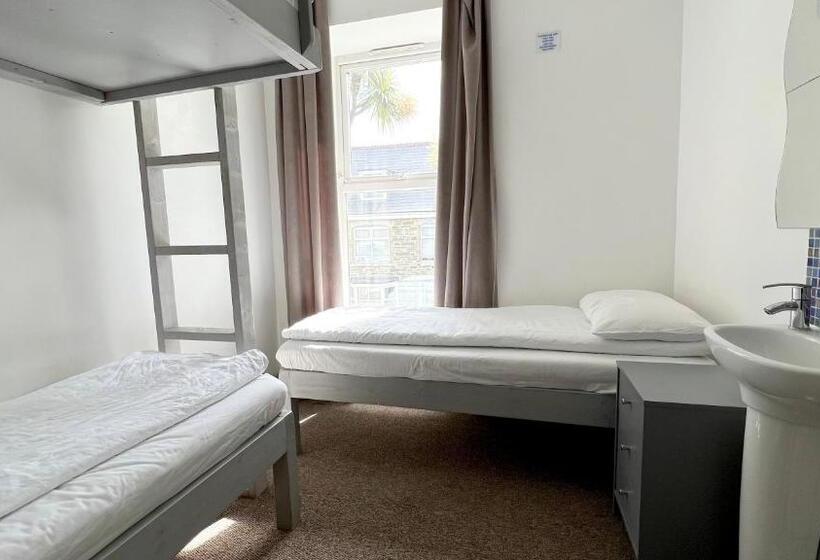 Номер Economy, Town Lodge