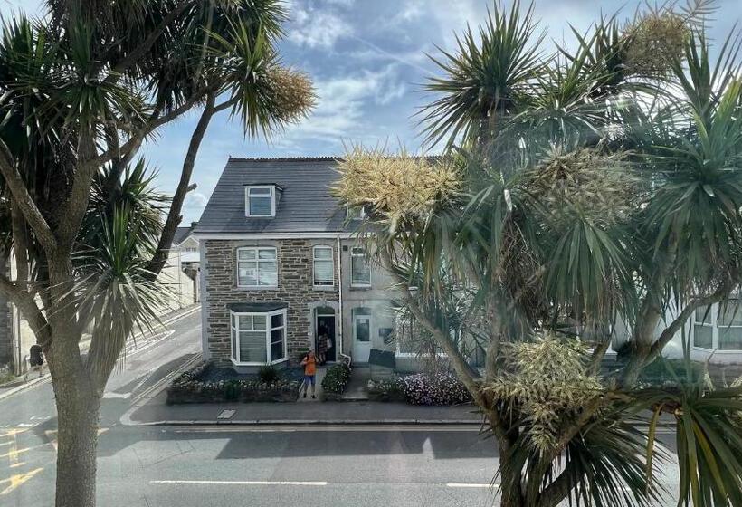 Номер Economy, Town Lodge