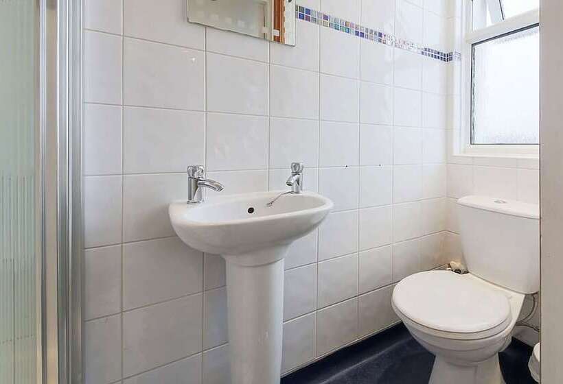 Номер Стандарт Трехместный, Town Lodge