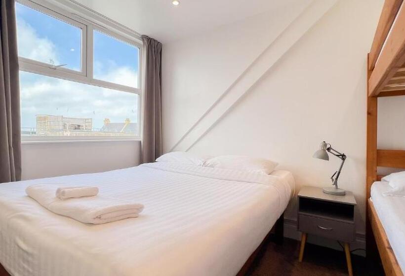 Четырехместный Номер Стандарт, Town Lodge