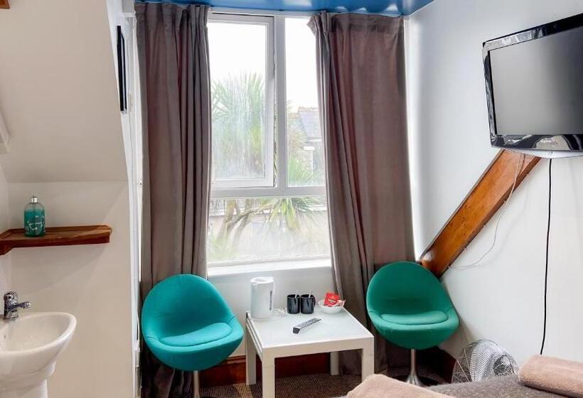 Номер Стандарт Совместная Ванная, Town Lodge