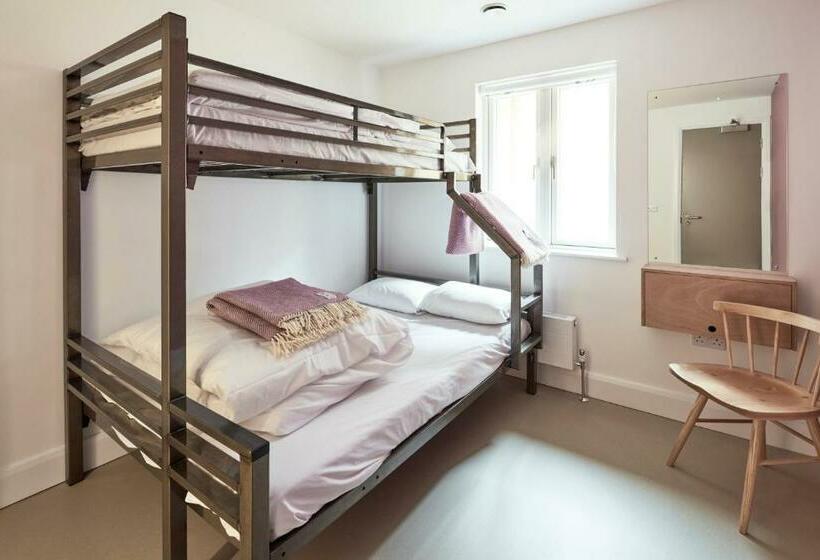 חדר סטנדרט לשלושה, The Barrel Store Cirencester