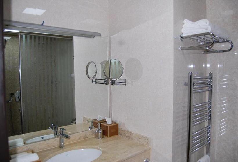 سوییت جونیور, Agsaray Deluxe Hotel & Spa