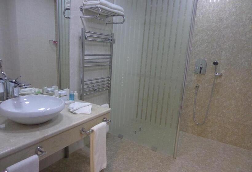 سوییت جونیور, Agsaray Deluxe Hotel & Spa