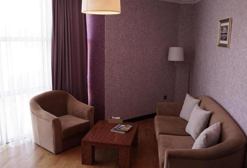 سوییت جونیور, Agsaray Deluxe Hotel & Spa