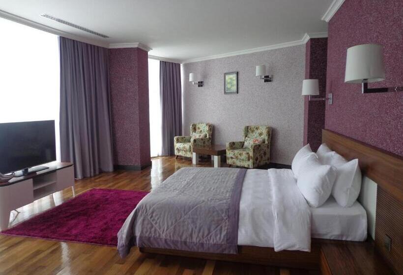 سوییت, Agsaray Deluxe Hotel & Spa