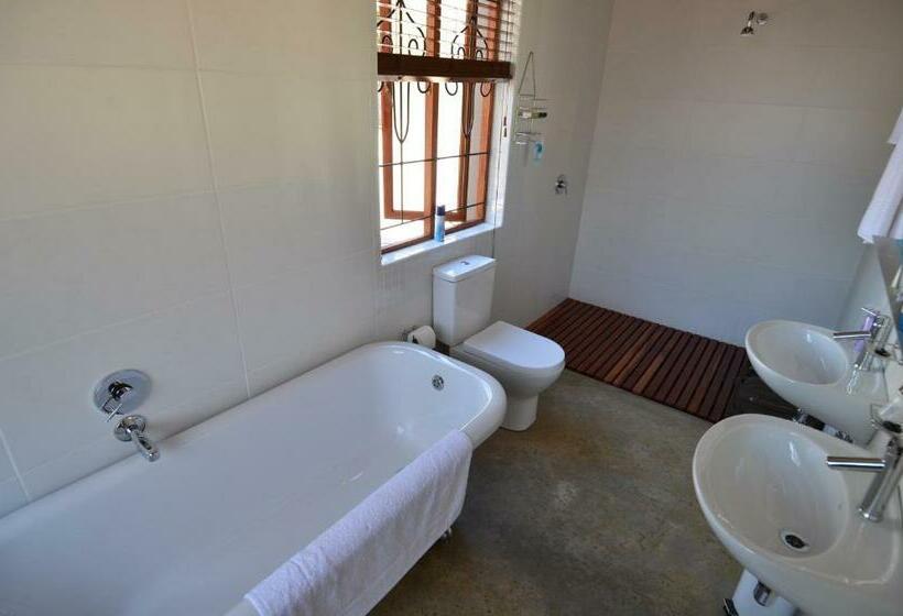 Апартаменты 1 Спальня, Bed & Breakfast In Hatfield