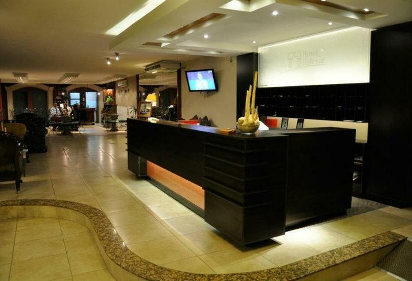 غرفة قياسية, Bulevar