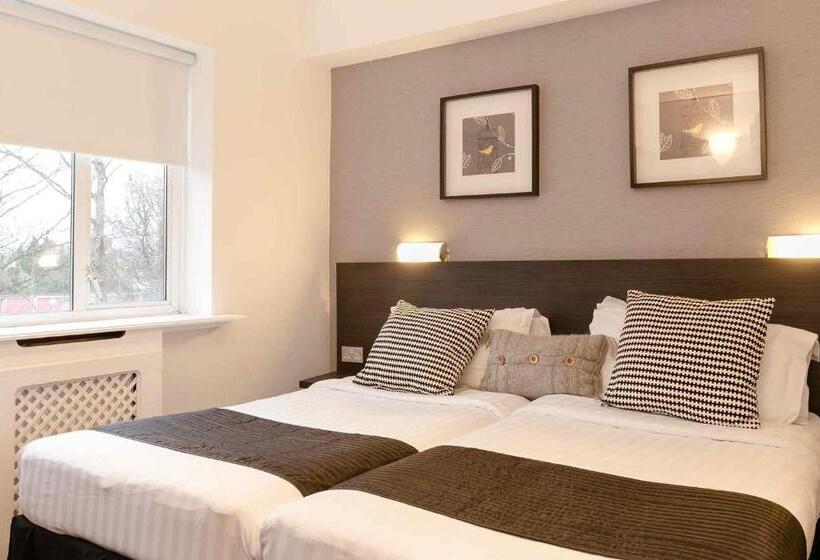 スタンダードルーム, Croft Court