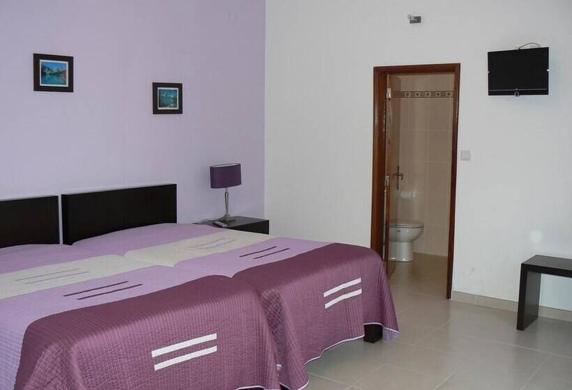 اتاق استاندارد سه نفره, Graca