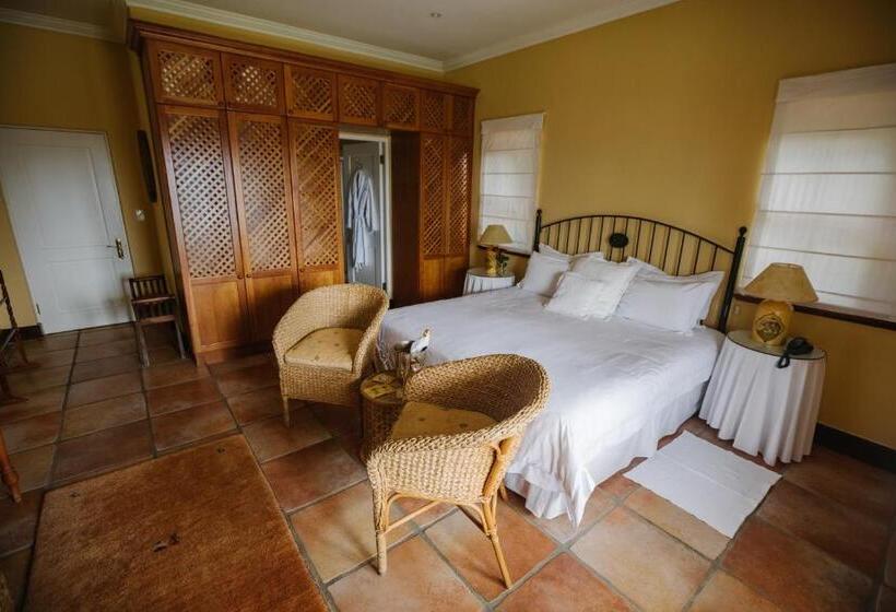 اتاق لوکس, High Timbers Lodge