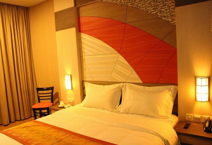 Номер Superior, The Golden Bay Hotel Batam