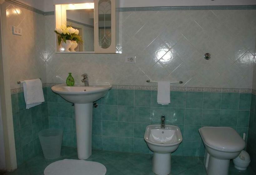 غرفة قياسية, Villarancia